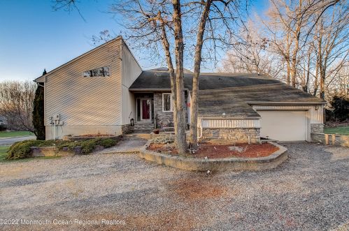 820 Hyson Rd, Jackson Twp, NJ 08527-1151