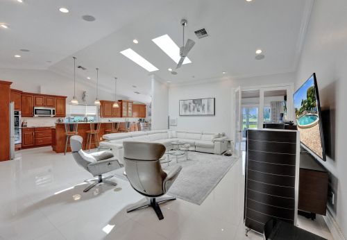 5711 Willow Creek Ln, Delray Beach, FL 33484-6929