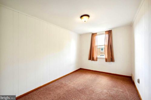 218 Westbridge Rd, Manor PA  19036-1527 exterior