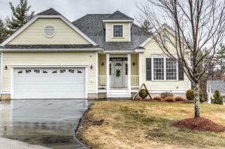 5 Saint Andrews Way, Londonderry NH  03053-2597 exterior