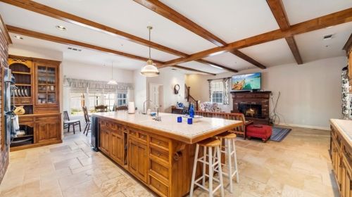 2229 Euclid Ave, Upland CA  91784-1305 exterior