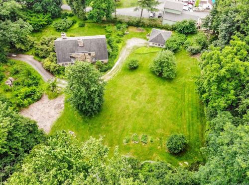 114 Hartsdale Ave, Hartsdale NY  10530-3204 exterior