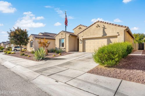 21450 Homestead Dr, Red Rock, AZ 85145-7007