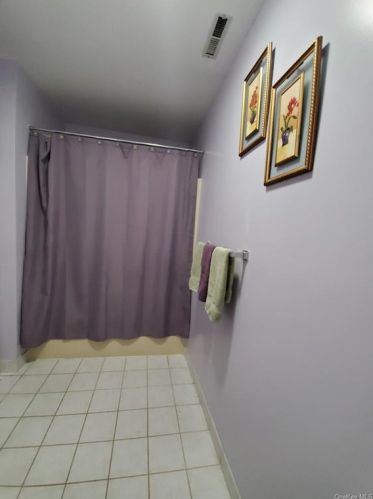 137 Swan Ct, Poughkeepsie NY  12603-6971 exterior