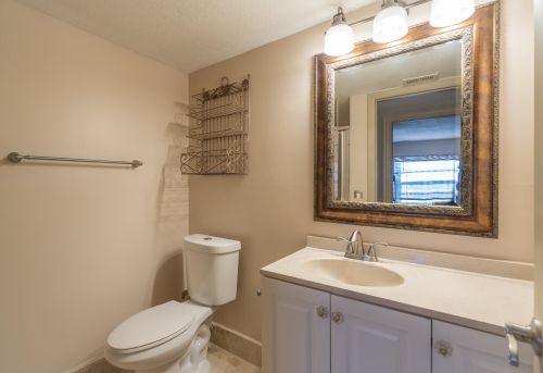 108 Flanders C, Delray Beach FL  33484-5220 exterior