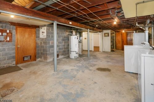 112 Clay Ave, Roselle Park NJ  07204-2008 exterior