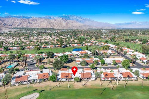 42 Durango Cir, Rancho Mirage CA  92270-4839 exterior