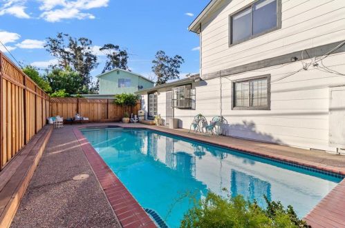 961 Selby Ln, San Jose CA  95127-1151 exterior