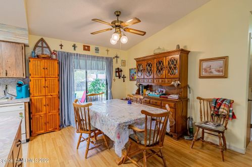 6140 Stillwater Ave, Cocoa FL  32927-8250 exterior