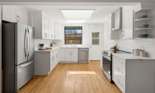 961 Selby Ln, San Jose CA  95127-1151 exterior