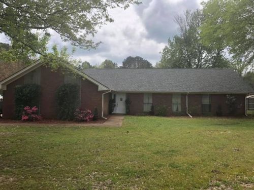 418 Valley View Rd, Starkville, MS 39759-3077