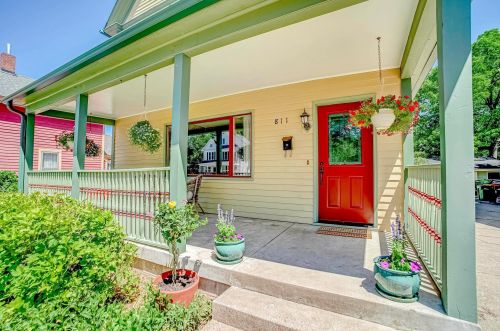 811 3rd St, Stillwater, MN 55082-6257