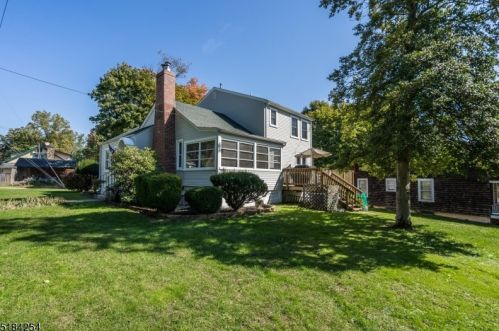 9 Cregar Rd, High Bridge, NJ 08829-1107