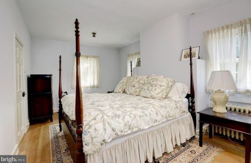 9414 Georgetown Pike, Great Falls VA  22066-2735 exterior