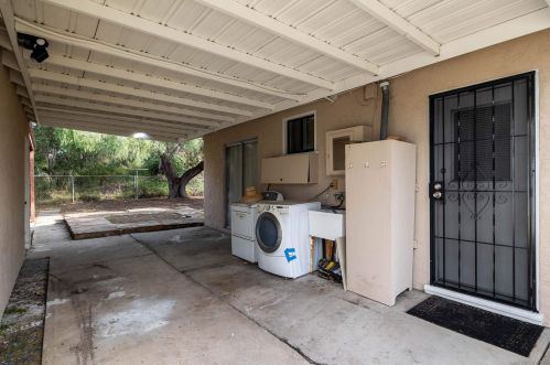 3667 Spa St, San Diego, CA 92105-3851