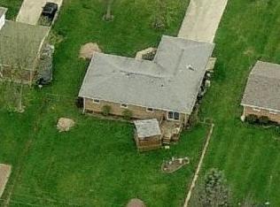 905 Cooper Rd, Muncie, IN 47303-9452