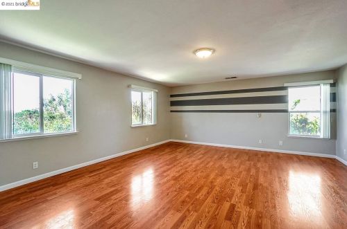 310 Malicoat Ave, Oakley CA  94561-2757 exterior