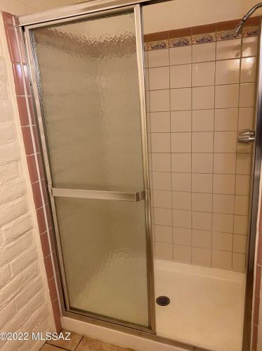 8450 Old Spanish Trl, Tucson AZ 85710-4302 exterior