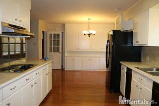 1091 Crescent Dr, Baton Rouge LA  70806-7902 exterior