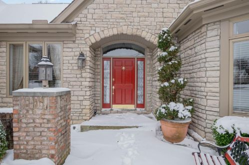 1183 Greenery Ln, Cincinnati, OH 45233-4893