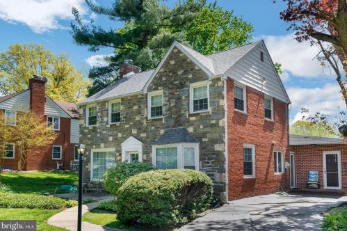 124 Kingston Rd, Cheltenham, PA 19012-1227