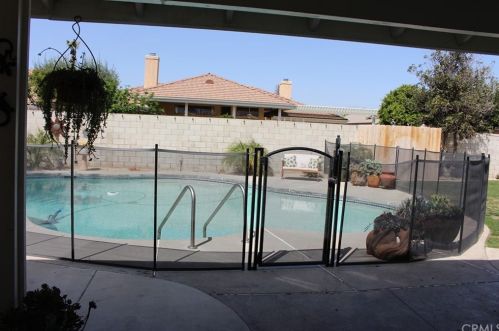 13904 Las Entradas, Bakersfield CA 93314-4209 exterior