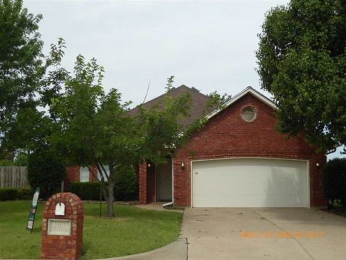 2302 35th St, Lawton, OK 73505-1802