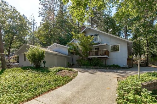 11260 Edward Dr, Grass Valley, CA 95949-6652