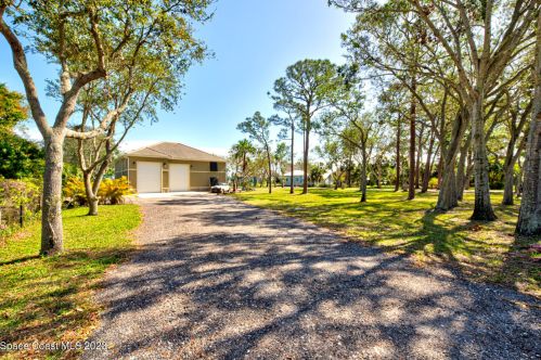 2442 Newfound Harbor Dr, Merritt Island FL  32952-2870 exterior
