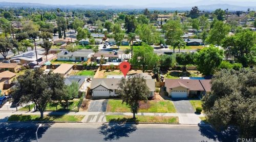 5720 Wisteria Dr, Riverside CA  92504-1533 exterior