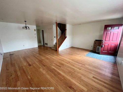 21 Alameda Ct, Tinton Falls NJ  07724-2532 exterior