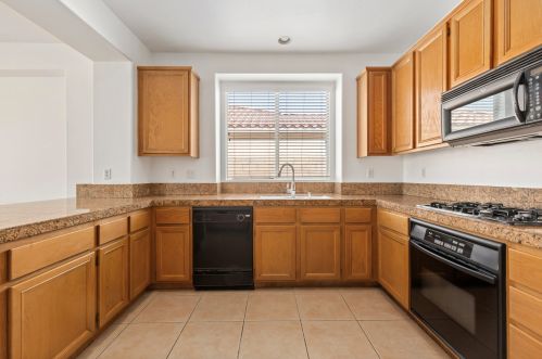 83814 Wolf Creek Rd, Indio CA  92203-2817 exterior