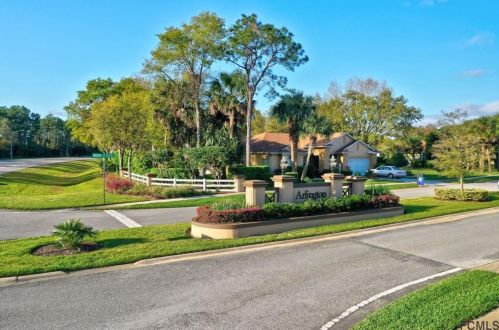 9 Fairfax Ct, Palm Coast, FL 32164-8715