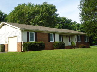 3926 Tanglewood Dr, Hopkinsville, KY 42240-5389