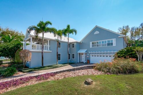 1050 Lake Hollingsworth Dr, Lakeland FL  33803-2267 exterior