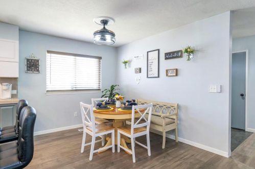 1654 Donner Way, Woodland CA  95695-5564 exterior