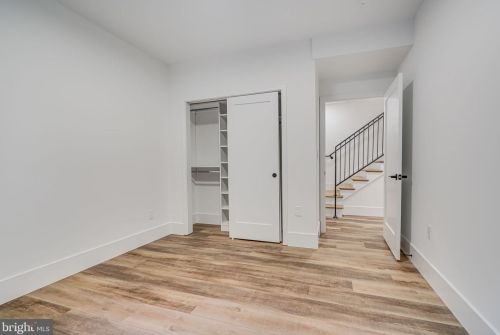 4915 Western Ave, Washington DC  20016-4319 exterior