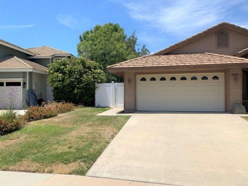 42097 Humber Dr, Temecula CA  92591-3806 exterior