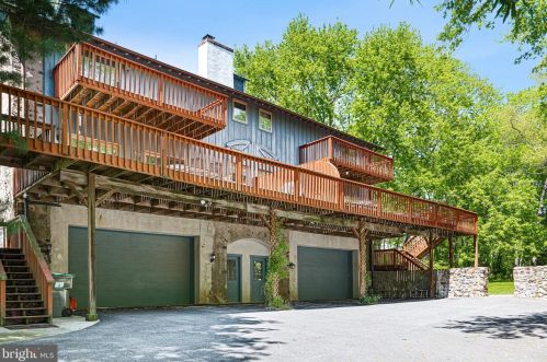 222 Longspur Dr, Wilmington DE  19808-4363 exterior