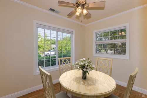 1570 Wright St, Santa Rosa CA  95404-2928 exterior