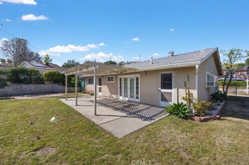 310 Pineridge St, Brea, CA 92821-2124