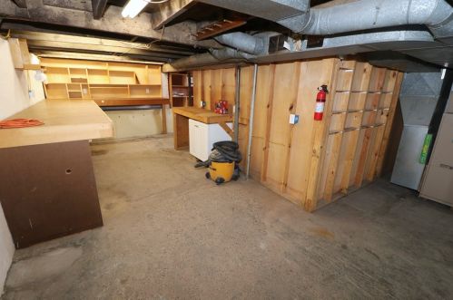 1119 Wills Ave, New Kensington PA  15068-3830 exterior