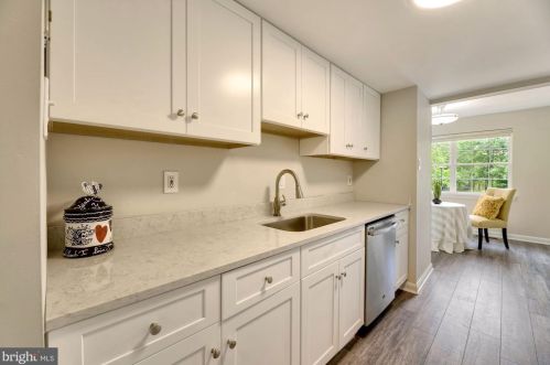2792 Hyson Ln, Falls Church VA  22043-3522 exterior