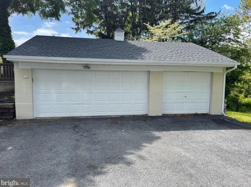 5526 Rodgers Ave, Harrisburg PA  17112-2574 exterior