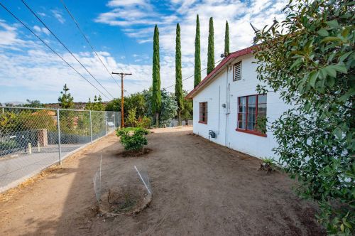 1415 Rock Ter, Alpine, CA 91901-2295