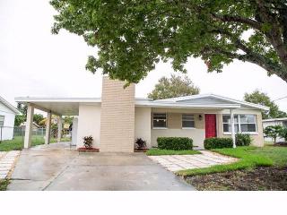 1894 Croton Rd, Melbourne, FL 32935-3332