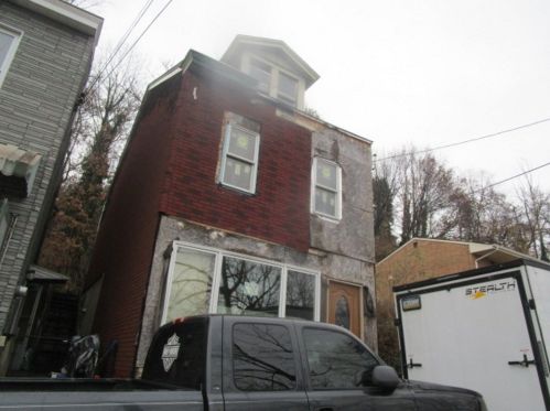 2114 Liedertafel Way, Pittsburgh, PA 15212-3255