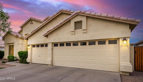 263 Tiago Dr, Gilbert AZ  85233-5201 exterior