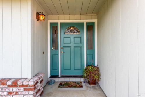 4934 Everglade Dr, Santa Rosa, CA 95409-2762