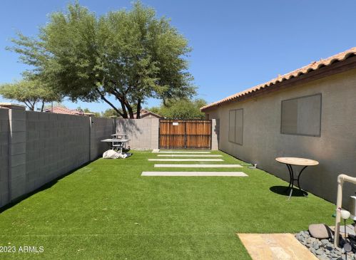 15677 Caribbean Ln, Sun City AZ  85379-6237 exterior